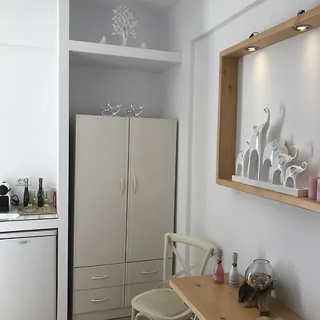 Apartment Yanna Asteri Suites *
