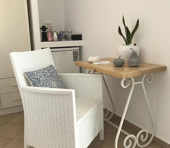 Yanna Asteri Ορνός